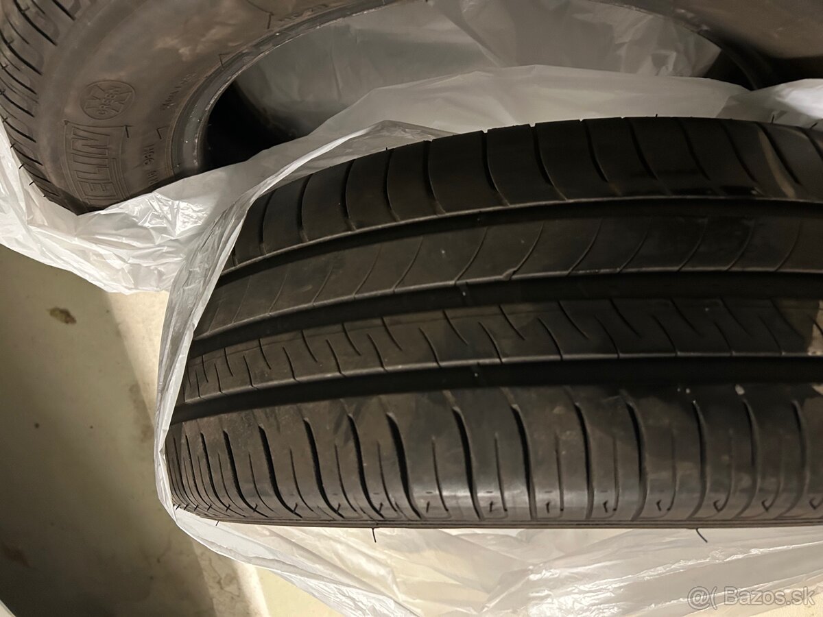 Michelin 205/60 R16 letné - 3