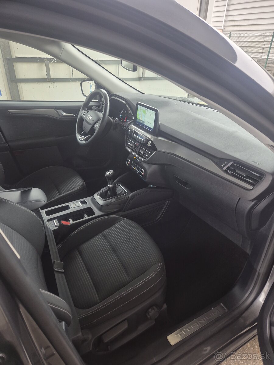 Kuga Titanium 1.5 110kw benzin 2021 - 3