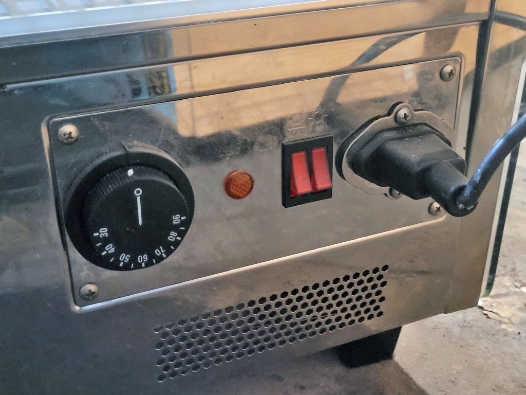 Vitrína ohrevná 160 l, RTR-160L - 3