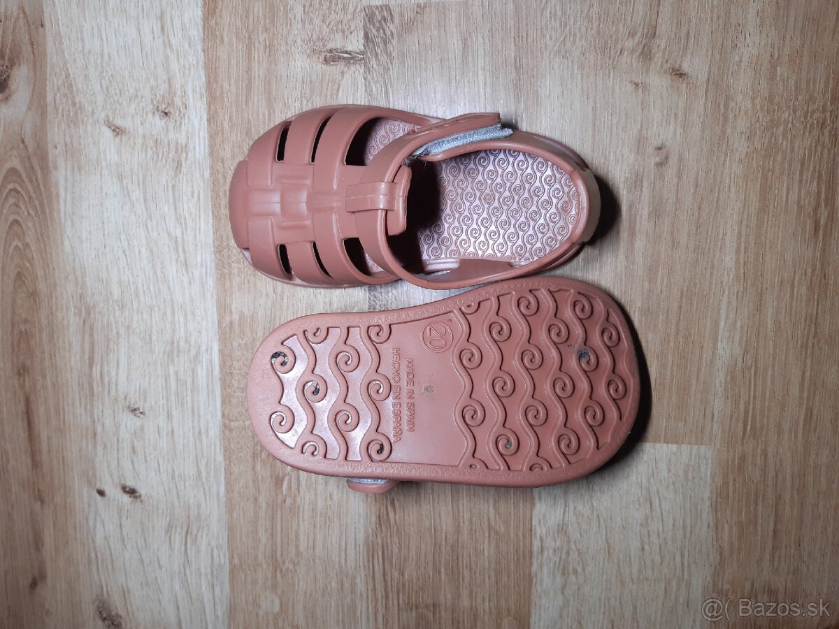 Detské gumové sandále - Igor č. 20 - 3