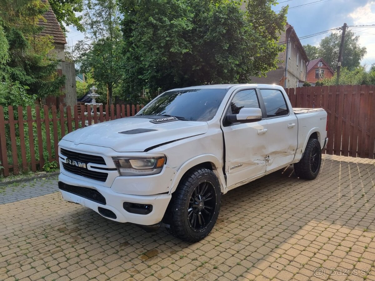 Ram 1500 Laramie 2020 5.7 Hemi 4x4
