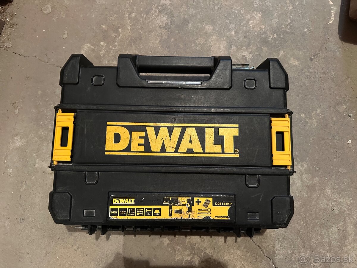 DeWalt 900w priklepova vrtačka - 3