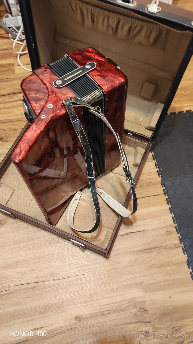 Akordeón, harmonika - 3