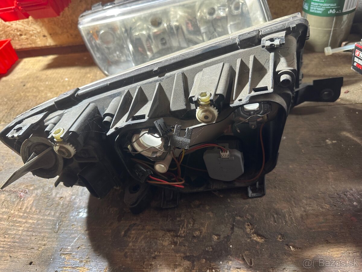 Predné svetlá fabia 1 - 3