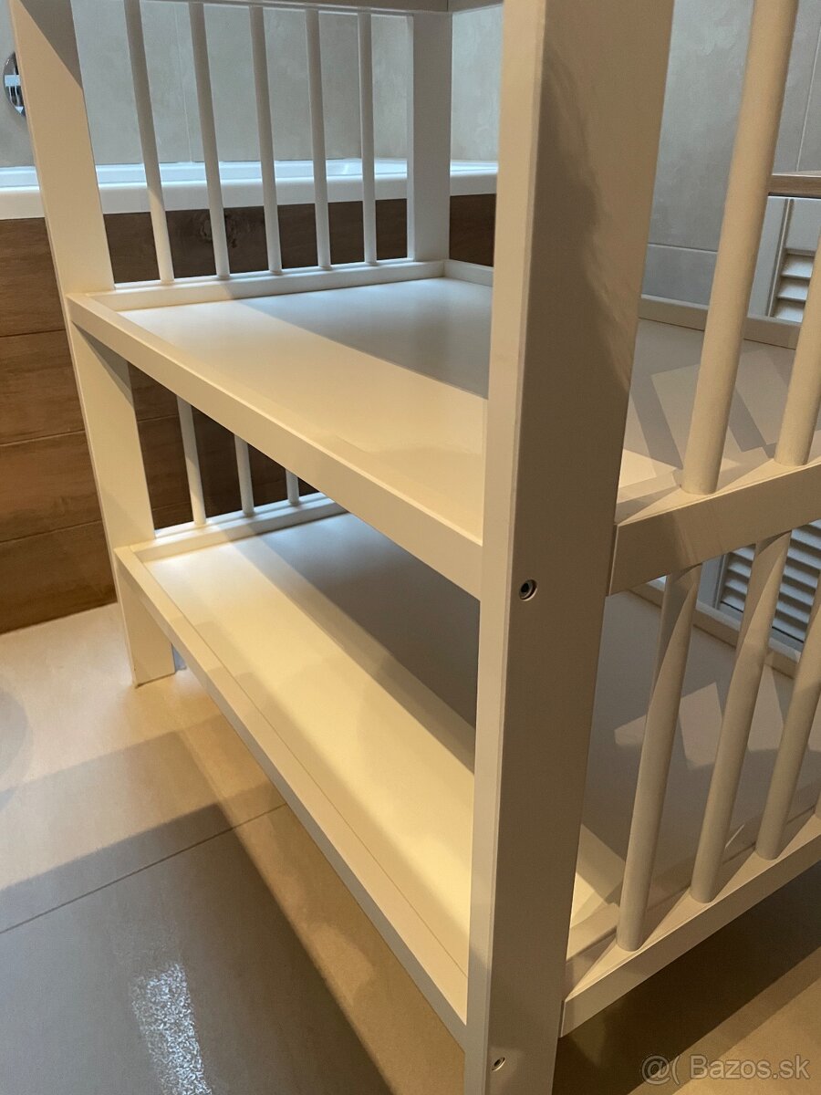 Prebaľovací stôl Ikea + podložka - 3