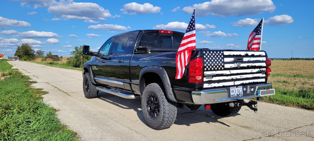 Dodge RAM 2500 MegaCab - 3