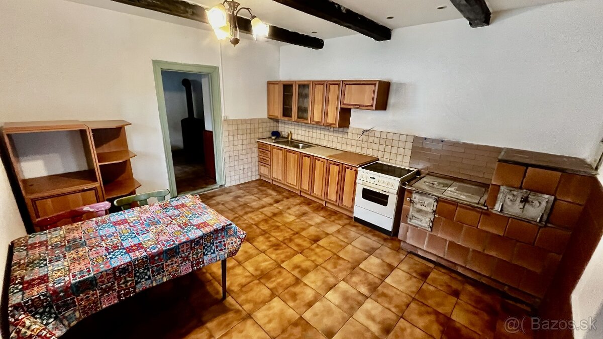 Rodinný dom v kľudnej časti obce, Pača - 3