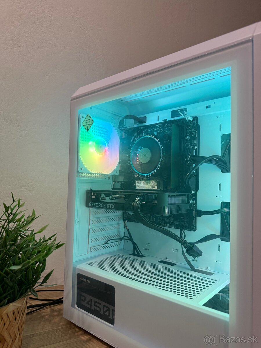 Herne pc rtx 4060, i5 12400f, 32GB ram, 1TB ssd - 3