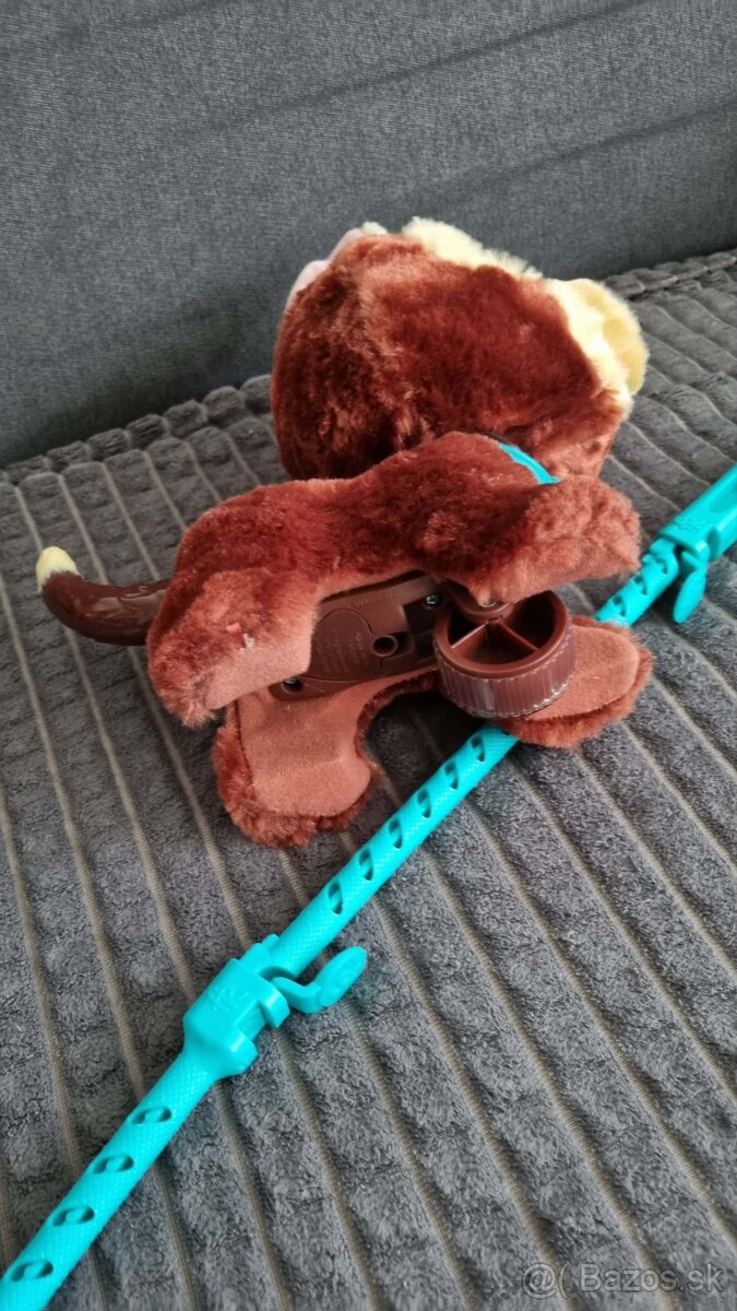 predam psika Walkalots Fur Real - 3