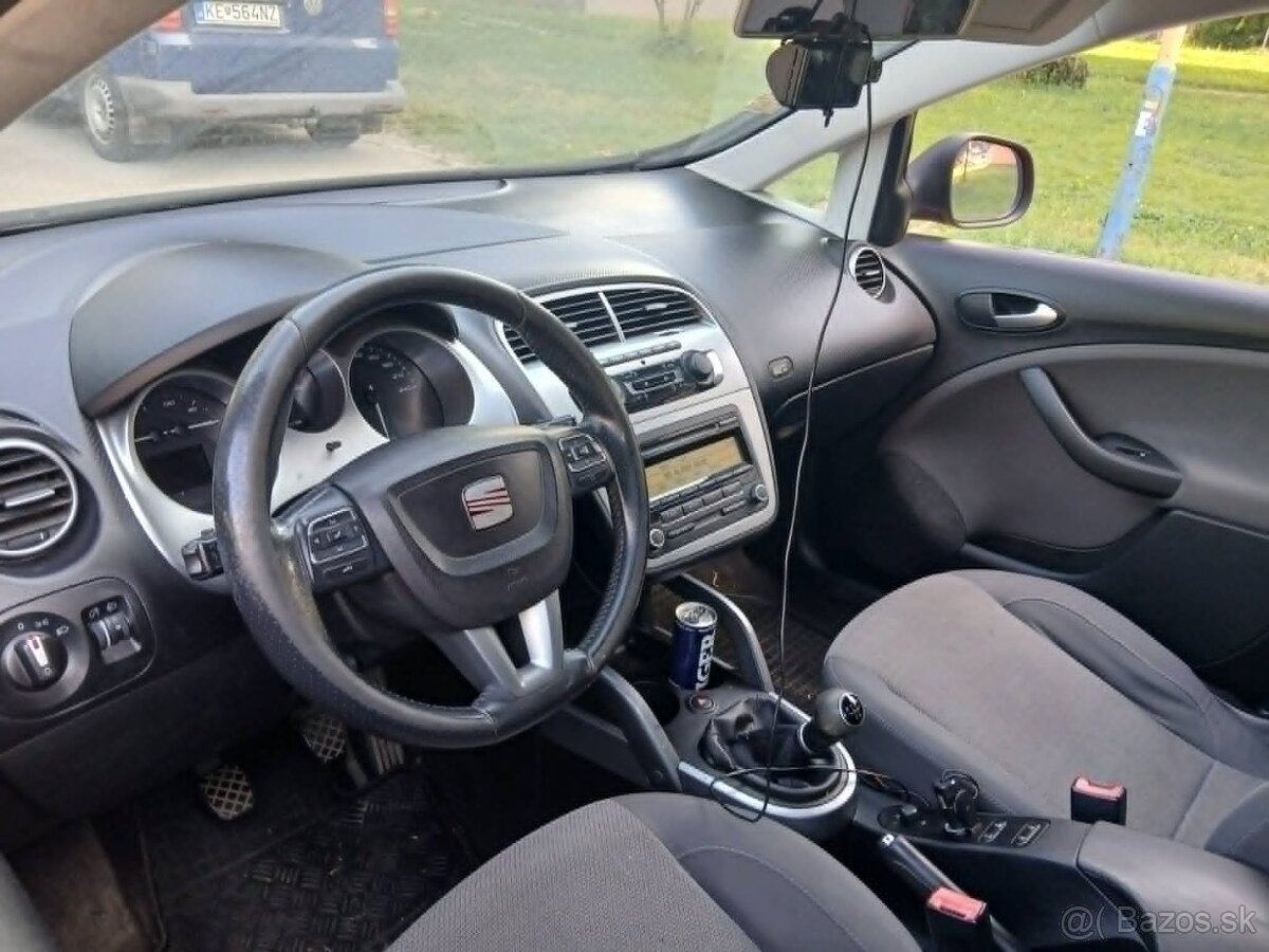 Predám SEAT Altea 1.6TDI - 3