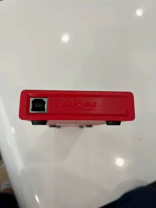 AKAI LPD8 MK2 - NOVÝ - 3