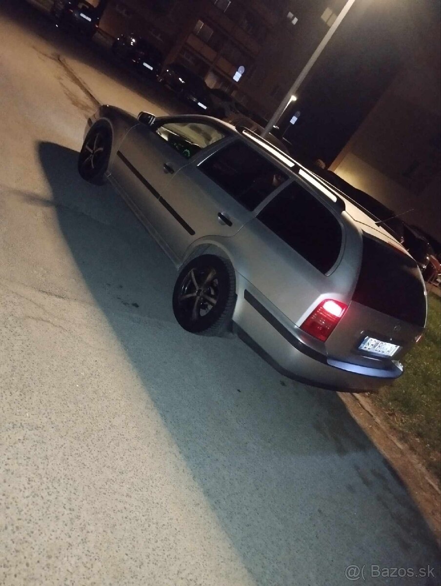 Škoda Octavia 1 1.9TDi 81kw - 3