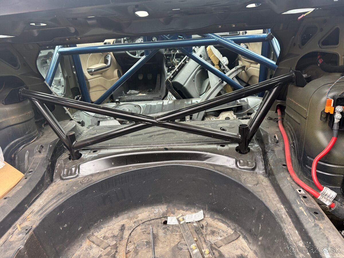 Bezpečnostný rám BMW e46 - 3