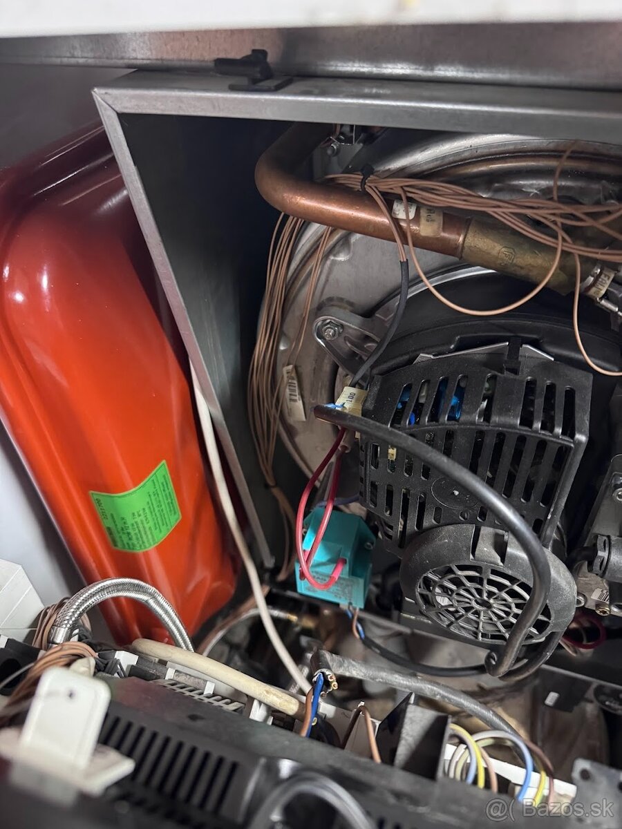 Predám plynový kotol Viessmann Vitodens 333 - 3