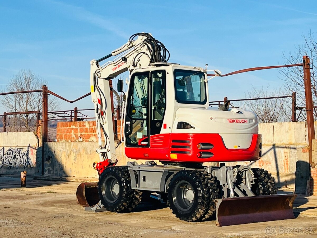 Kolesový bager Takeuchi TB295W - 3