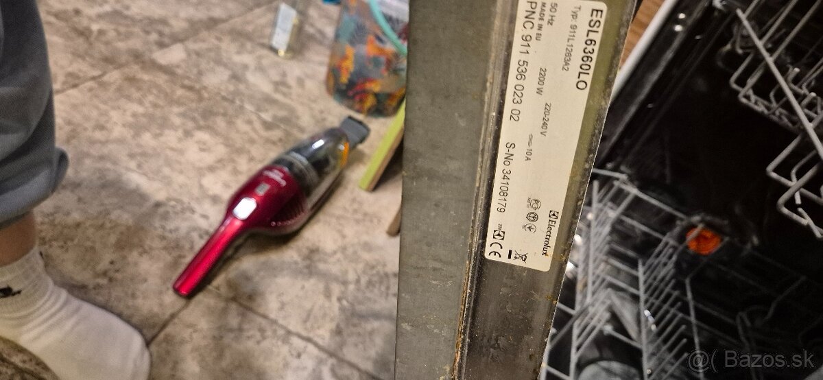 Umyvacka riadu Elektrolux - 3