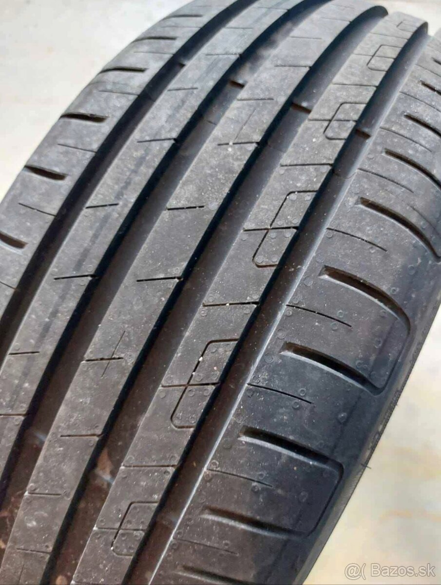 Goodyear EfficientGrip Performance - 3