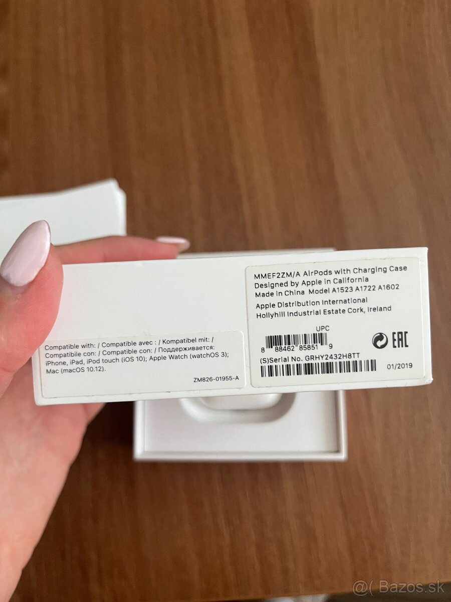 Apple sluchadla AirPods 1 Číslo modelu: A1523 - 3