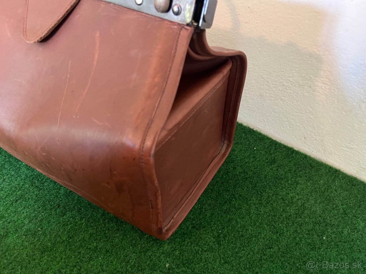 lekárska taška - 3