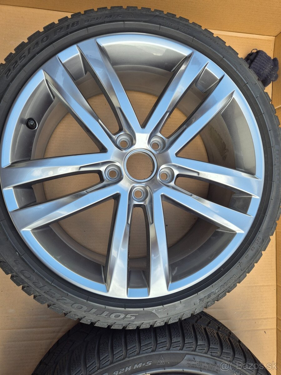 Zimní Alu kola Volkswagen Golf R18 ET51 Salvador - 3