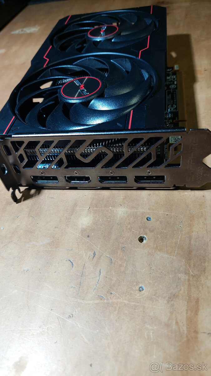 AMD Radeon Sapphire PULSE RX 6600 GAMING 8 GB - 3