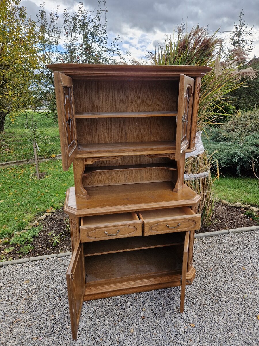 Kredenc. Pribornik. - 3