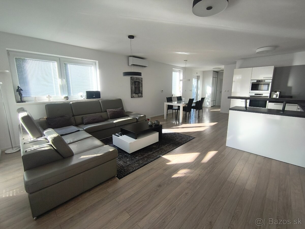 Zariadený RD 125 m² +terasa+garáž=prenájom - 3