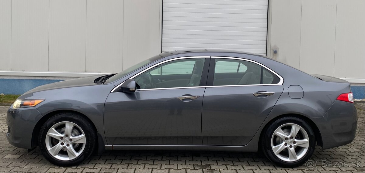 Honda Accord 8G 2.0 I-VTEC benzín - 3