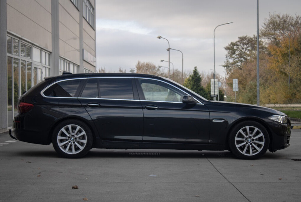 BMW Rad 5 Touring 520d xDrive 140 kW - 3