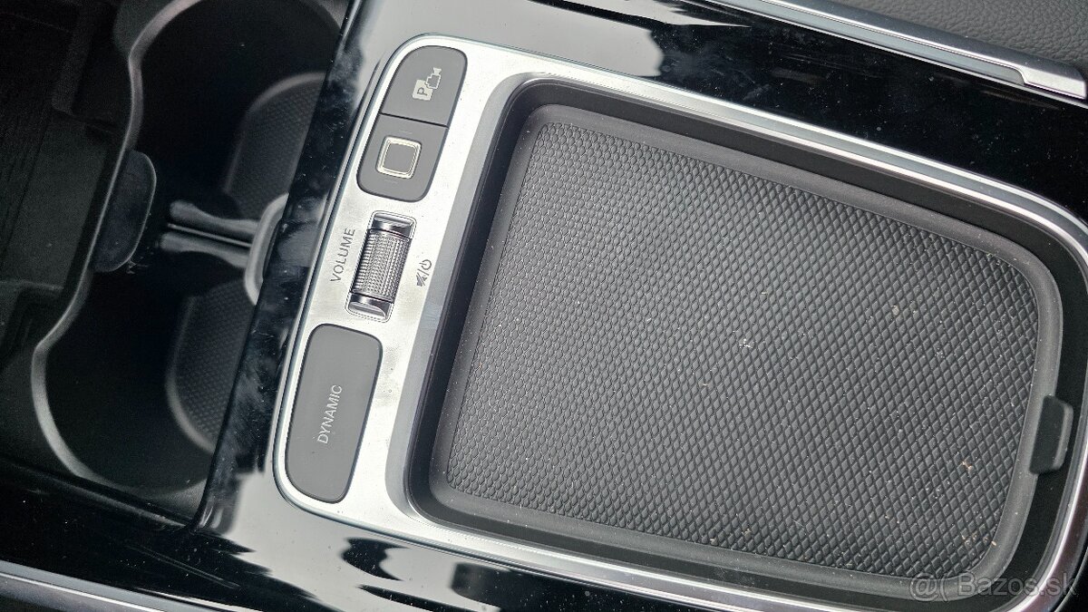 Meecedes EQB 350 4matic 9/2025 pakety AMG - 3