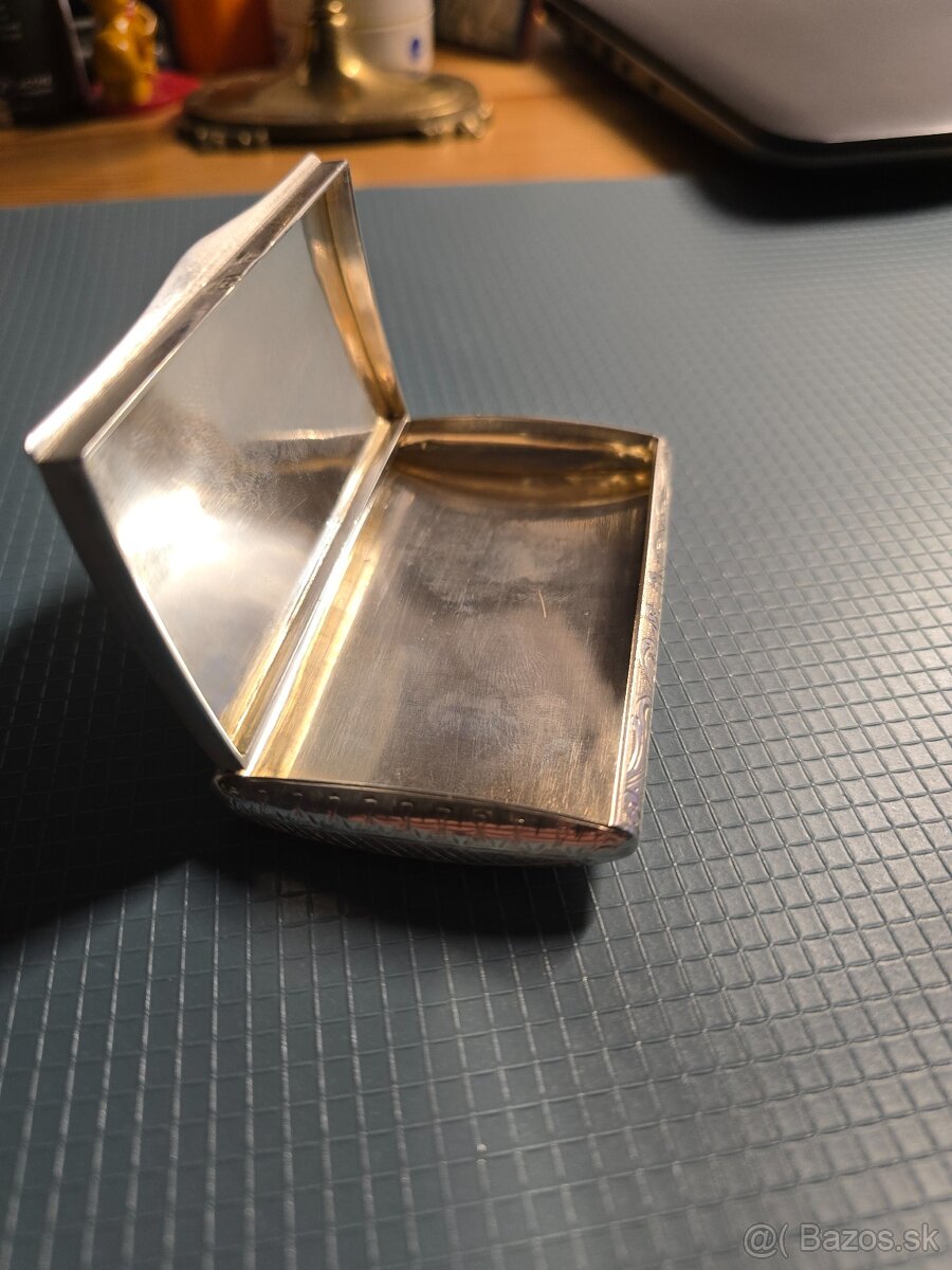 Strieborná tabatierka rok 1864 812/1000 - 3