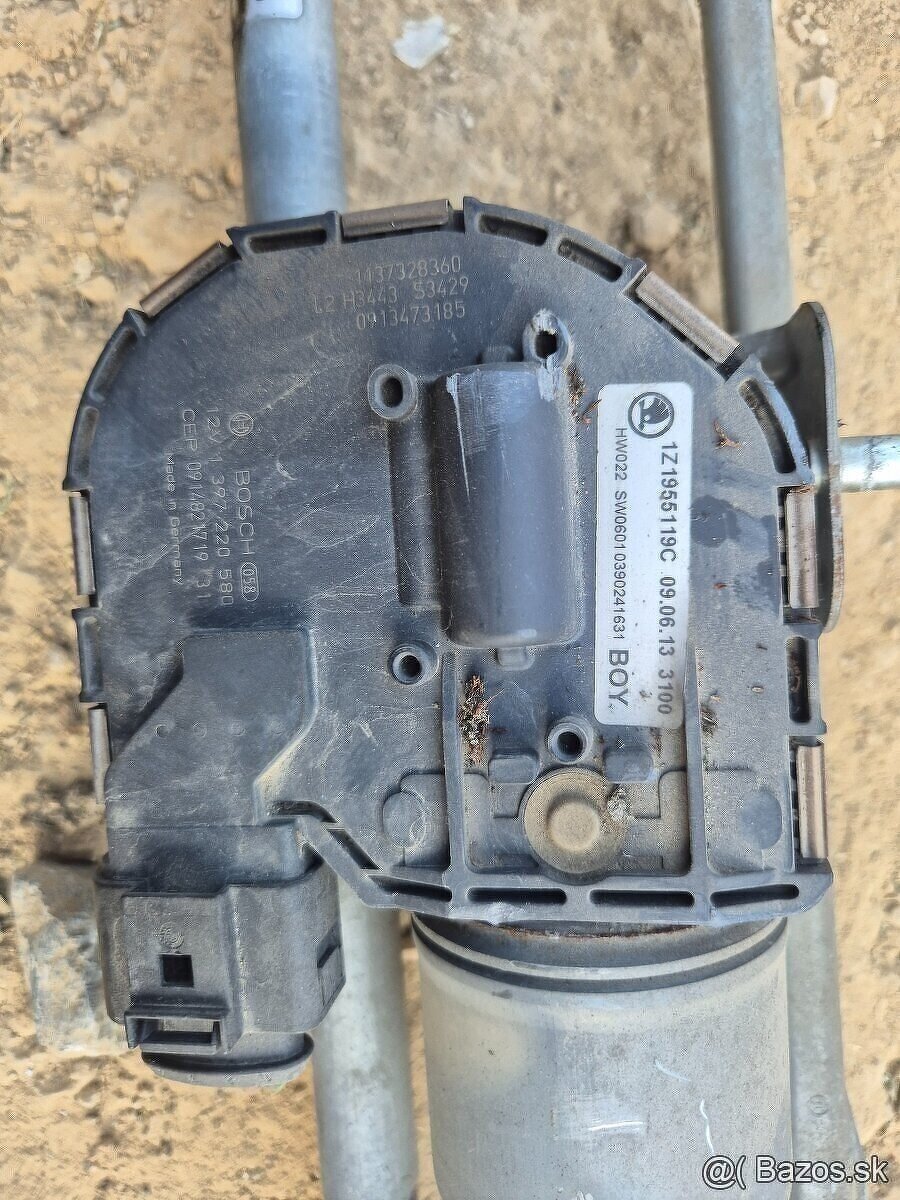 Predám mechanizmus predných stieračov pre Škoda Octavia II 2 - 3