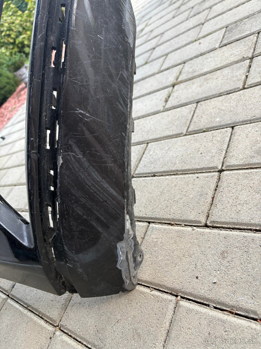 Nárazník Passat B8 Highline - 3