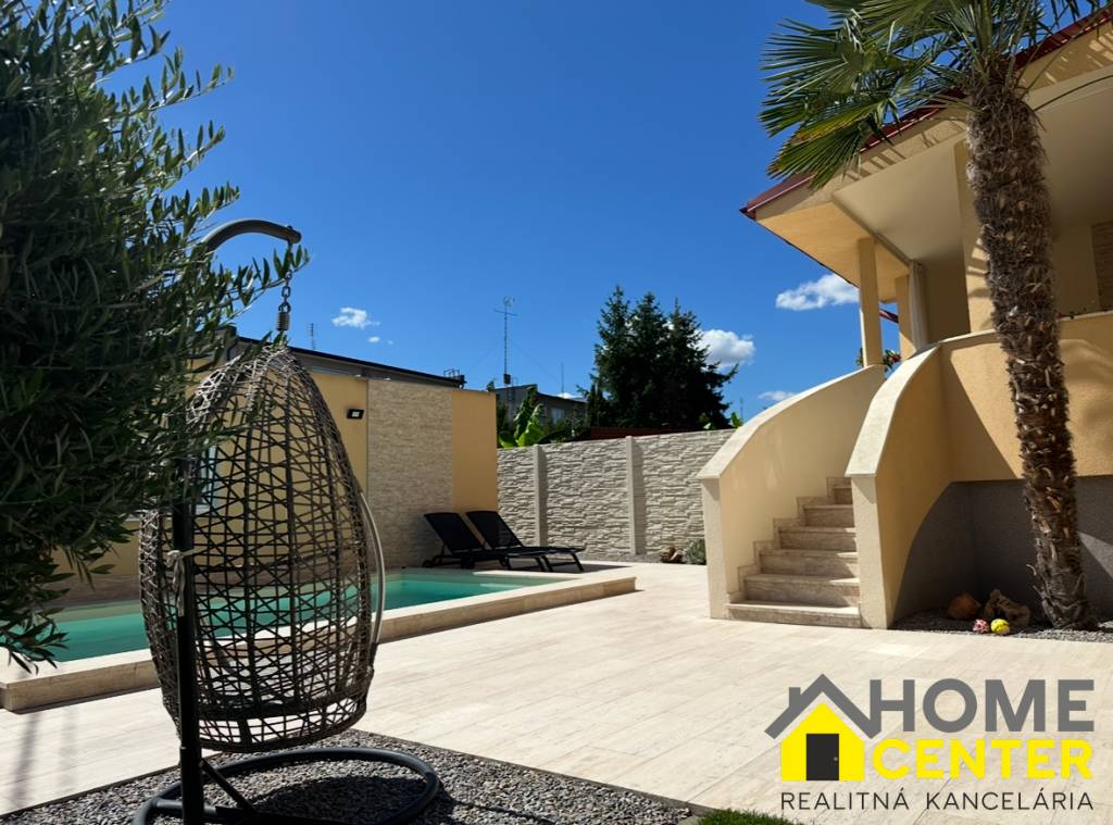 PREDAJ : ŠTÝLOVÝ RODINNÝ DOM S BAZÉNOM, KOMÁRNO - 3