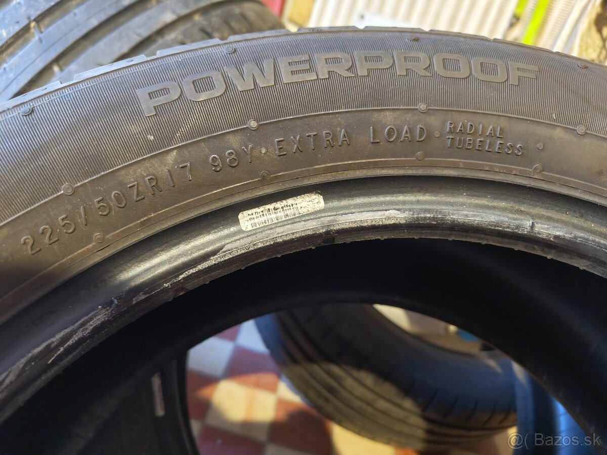 Nokian powerproof R17 225/50 ZR17 - 3