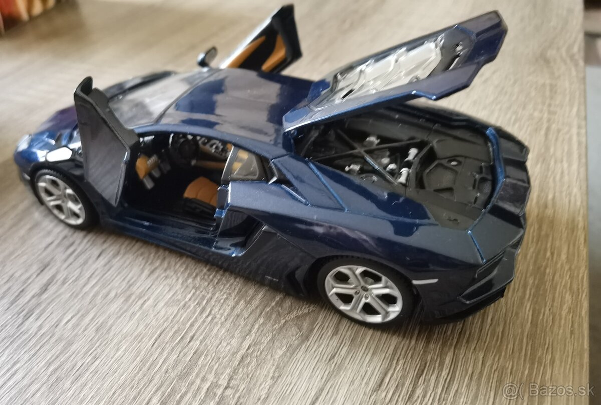 Modely aut cars 1:24 - 3