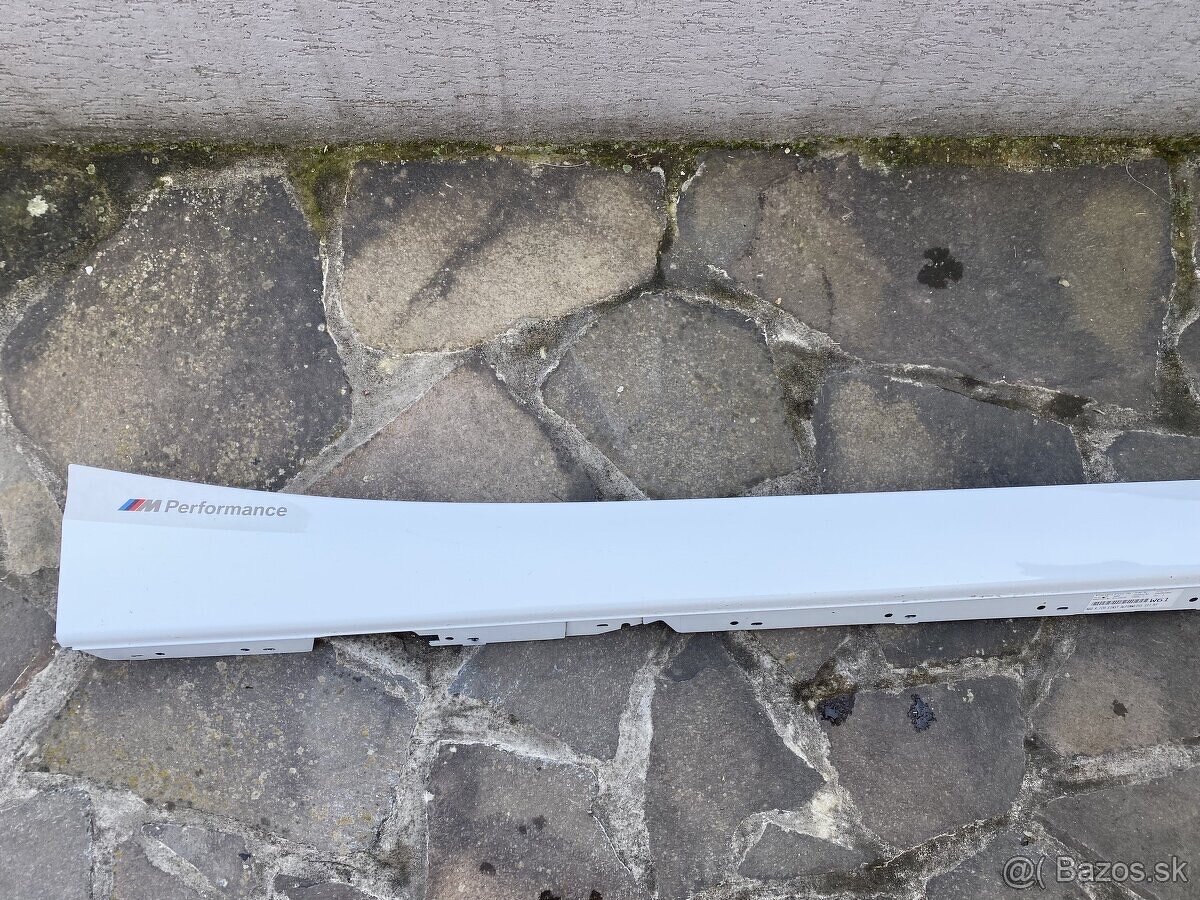 BMW 1 series F20 bocna prahova lista Prava strana - 3