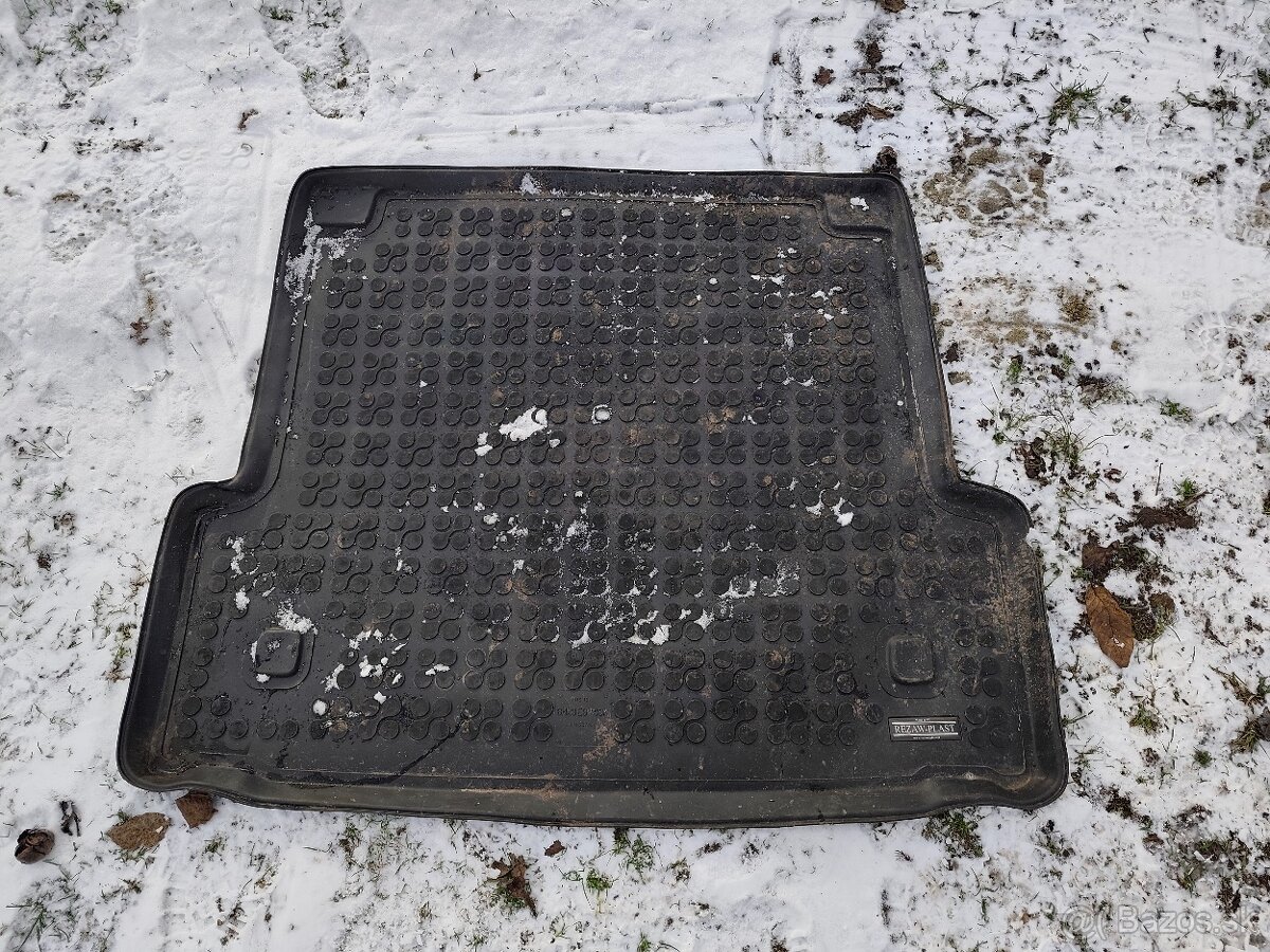 Vaničky do kufra gumové - 3