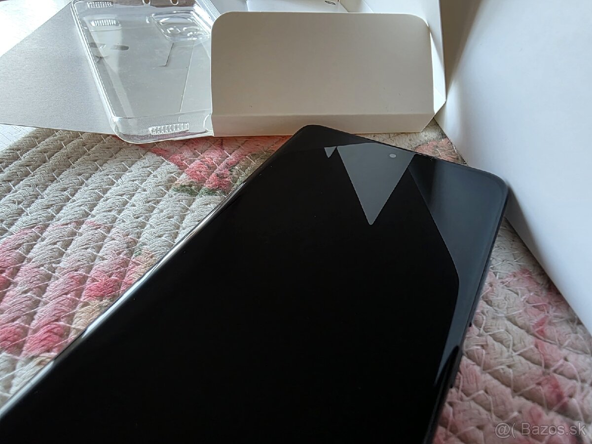 Predám Xiaomi 12 8GB/128GB
- 3