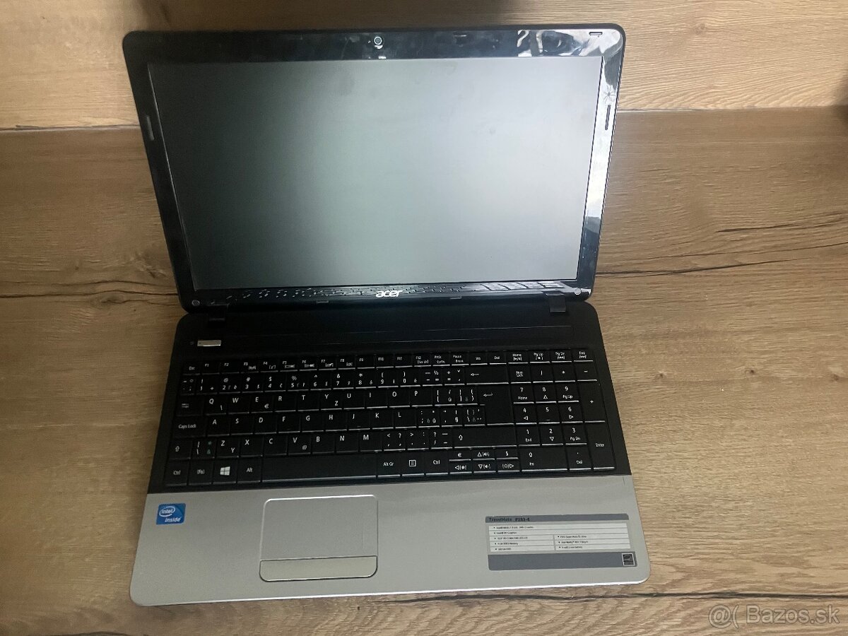 Acer TravelMate P253-E - 3