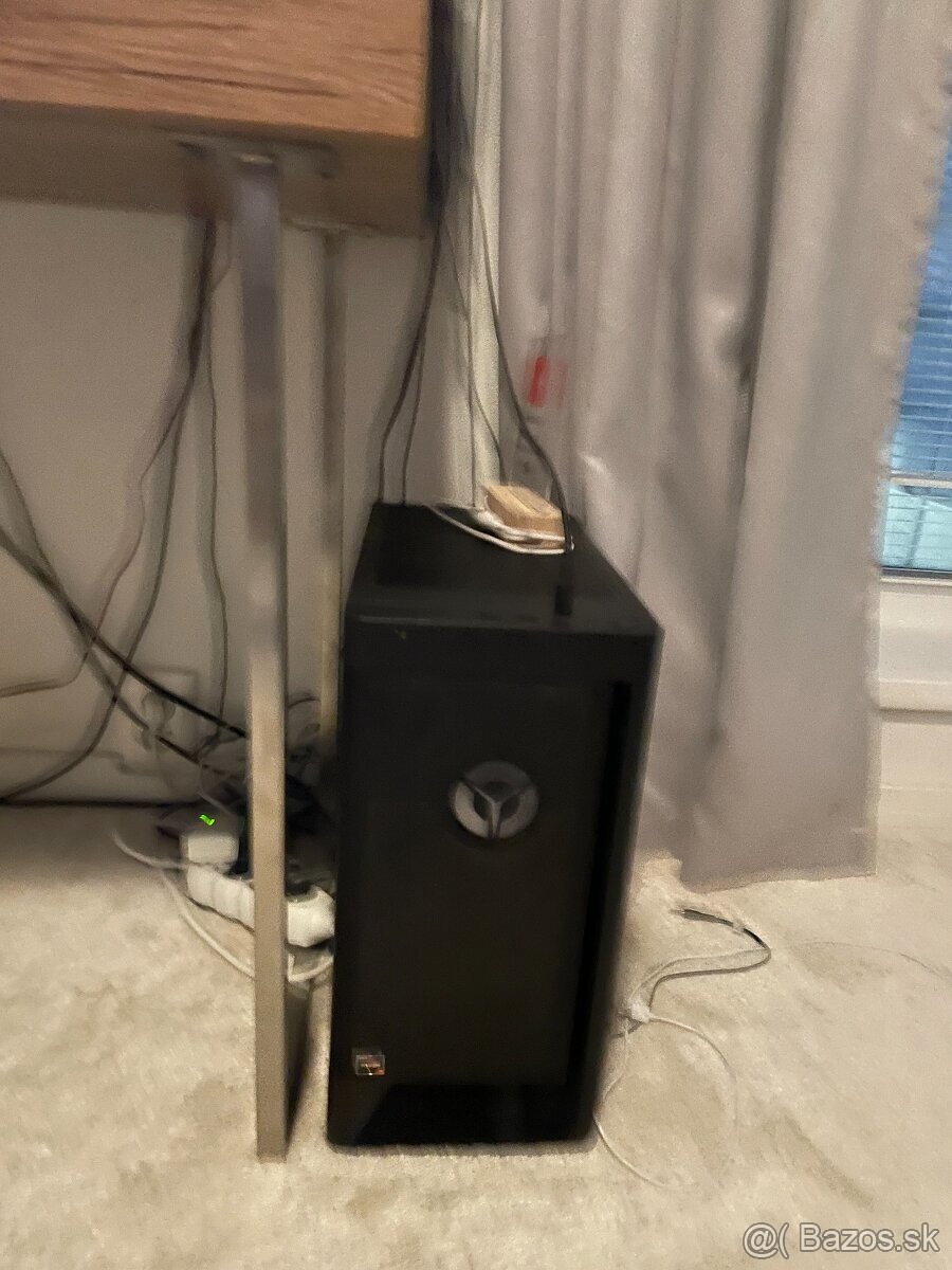 Lenovo Legion T5-26AMR5 / Samsung Odyssey G7 28" - 3