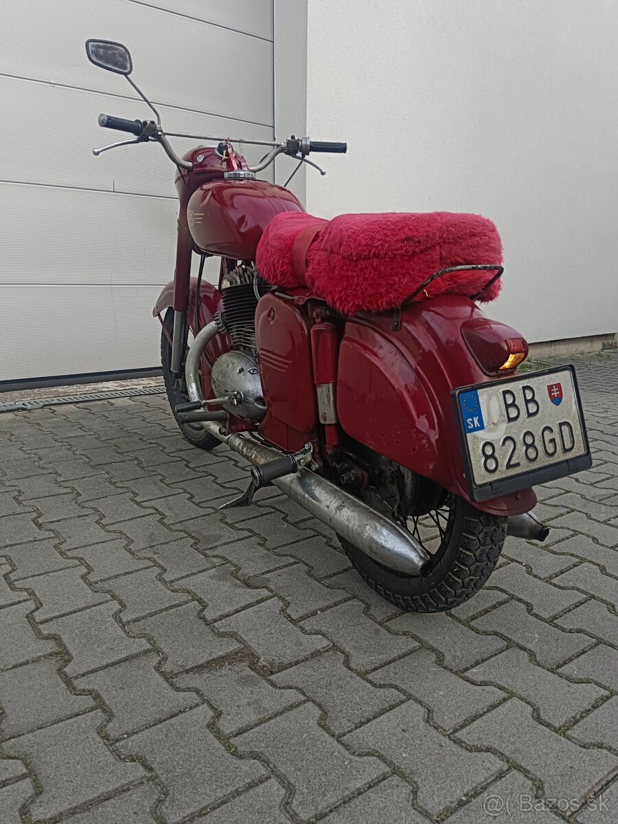 Jawa 250 353 kývačka - 3
