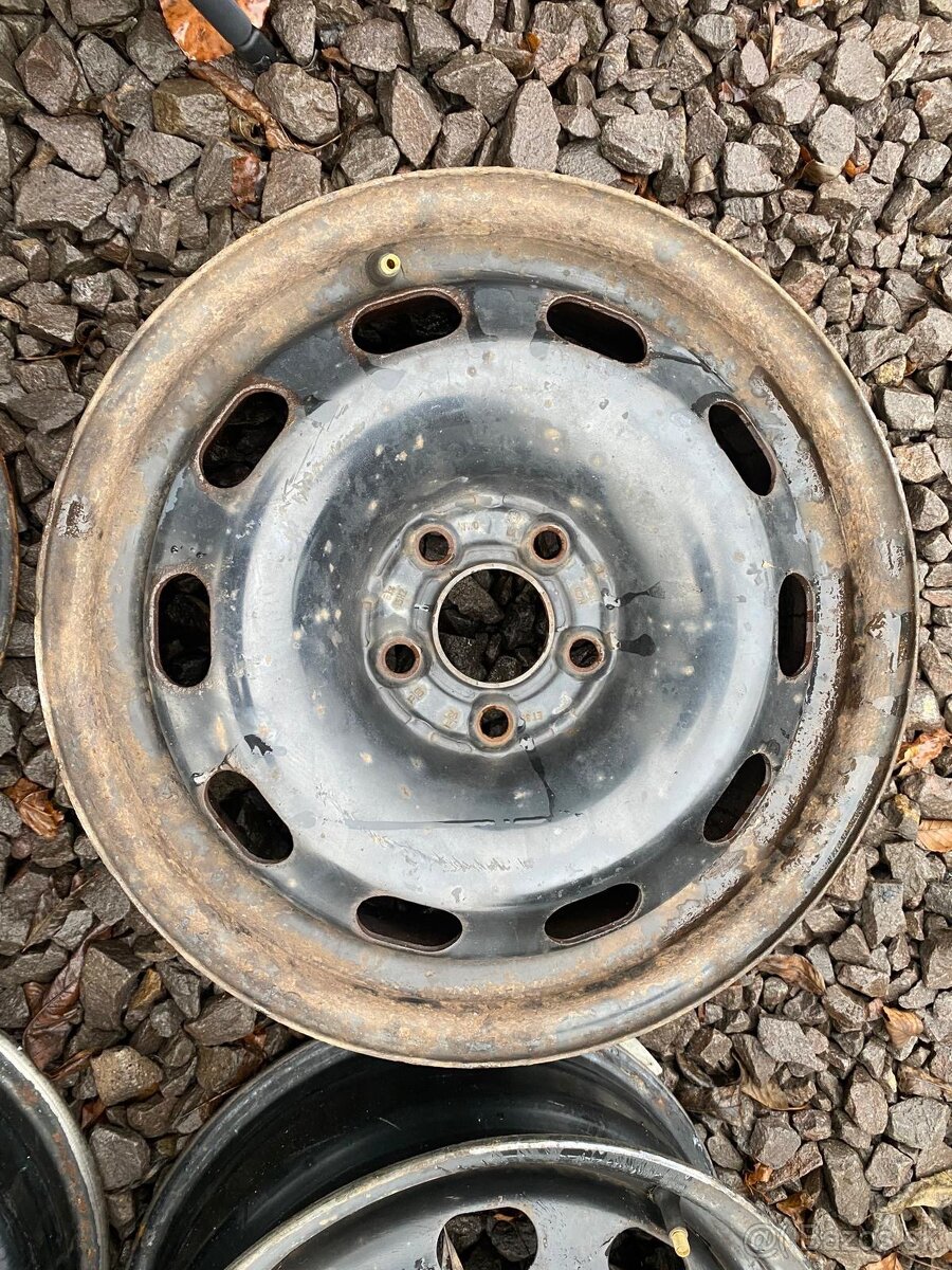 Predám 4ks plechové disky 5x100 R15 - 3