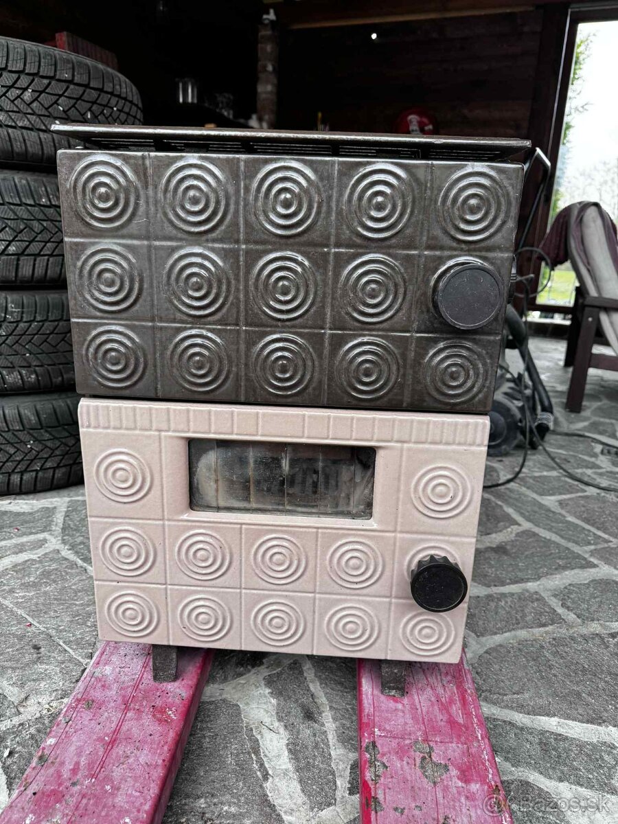 Liatinove kachle - 3