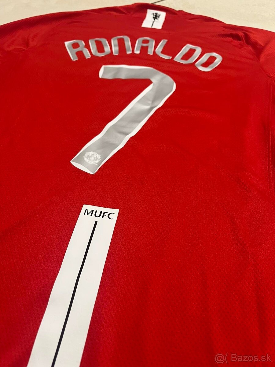 Dres Ronaldo Manchester United 7 - 3