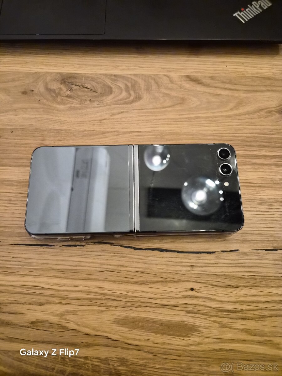 Samsung Galaxy Z Flip 5 - 3
