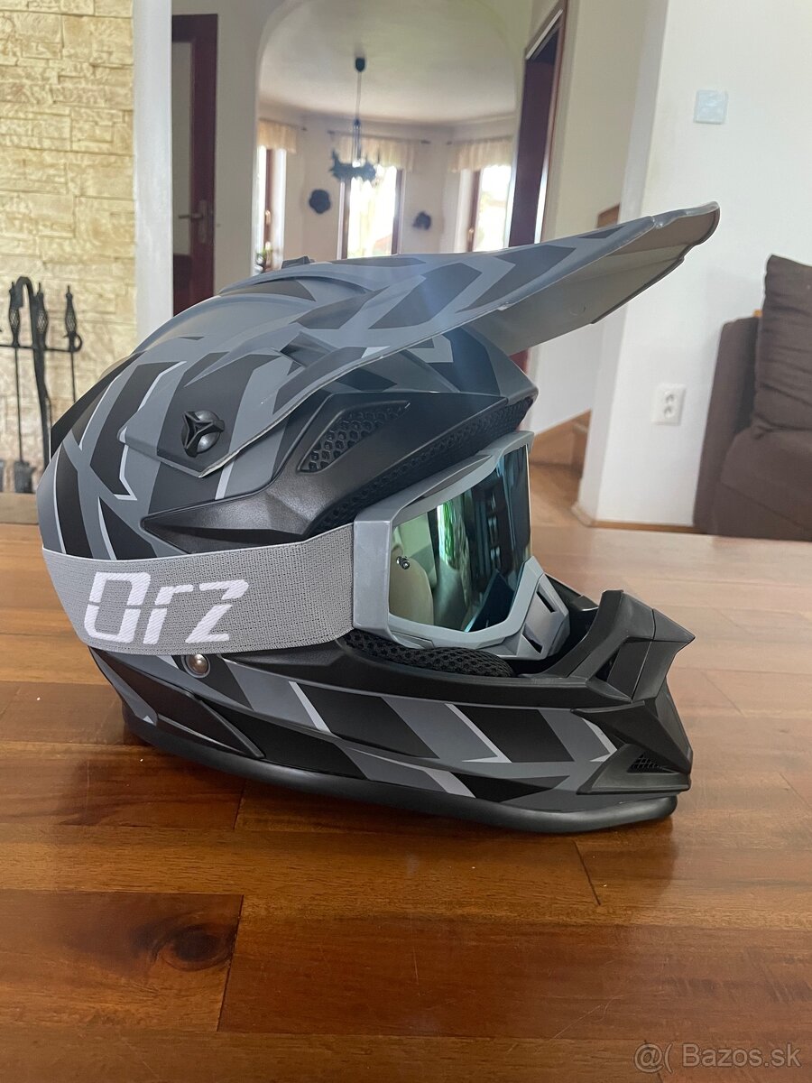 .Motocross prilba - 3