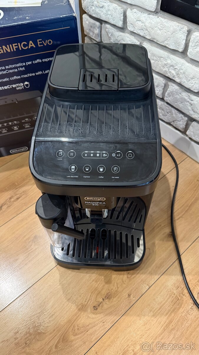Delonghi Magnifica Evo - 3