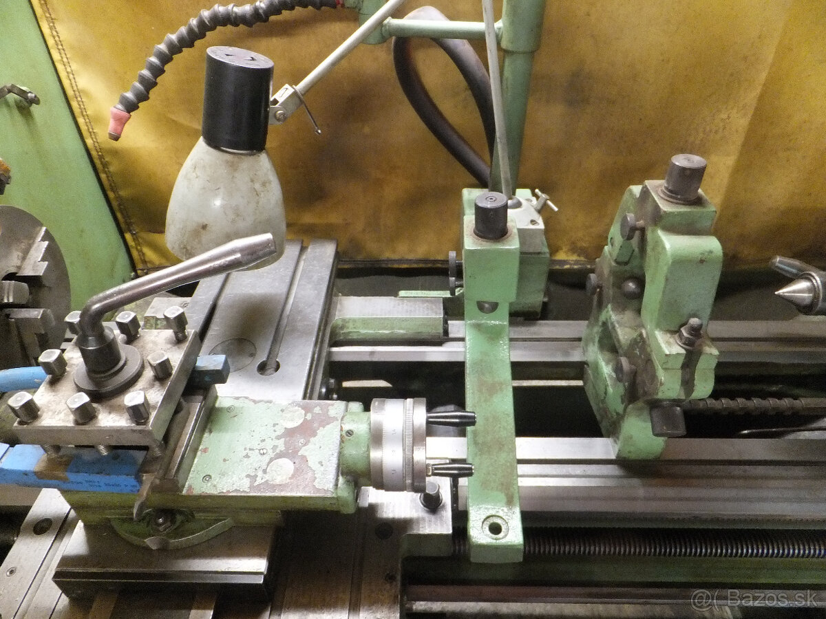 Sústruh SUI 32A - 3