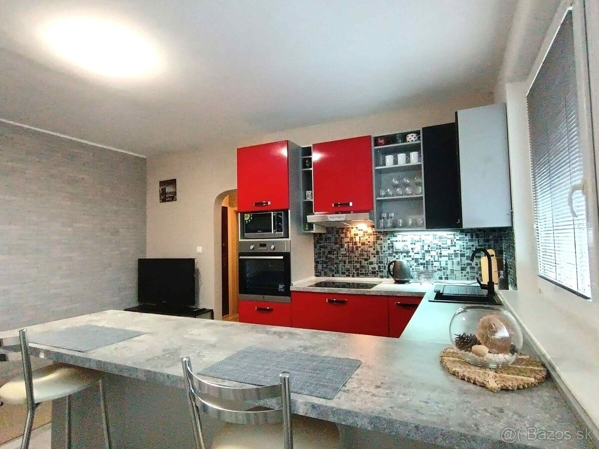 1-izbový byt vo vyhľadávanej lokalite, Nobelovo námestie, BA - 3